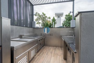 J Gateway | 1 bedroom 1 bathroom | Residential View (A)