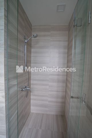 J Gateway | 2 bedroom loft 2 bathroom B | Unblocked View