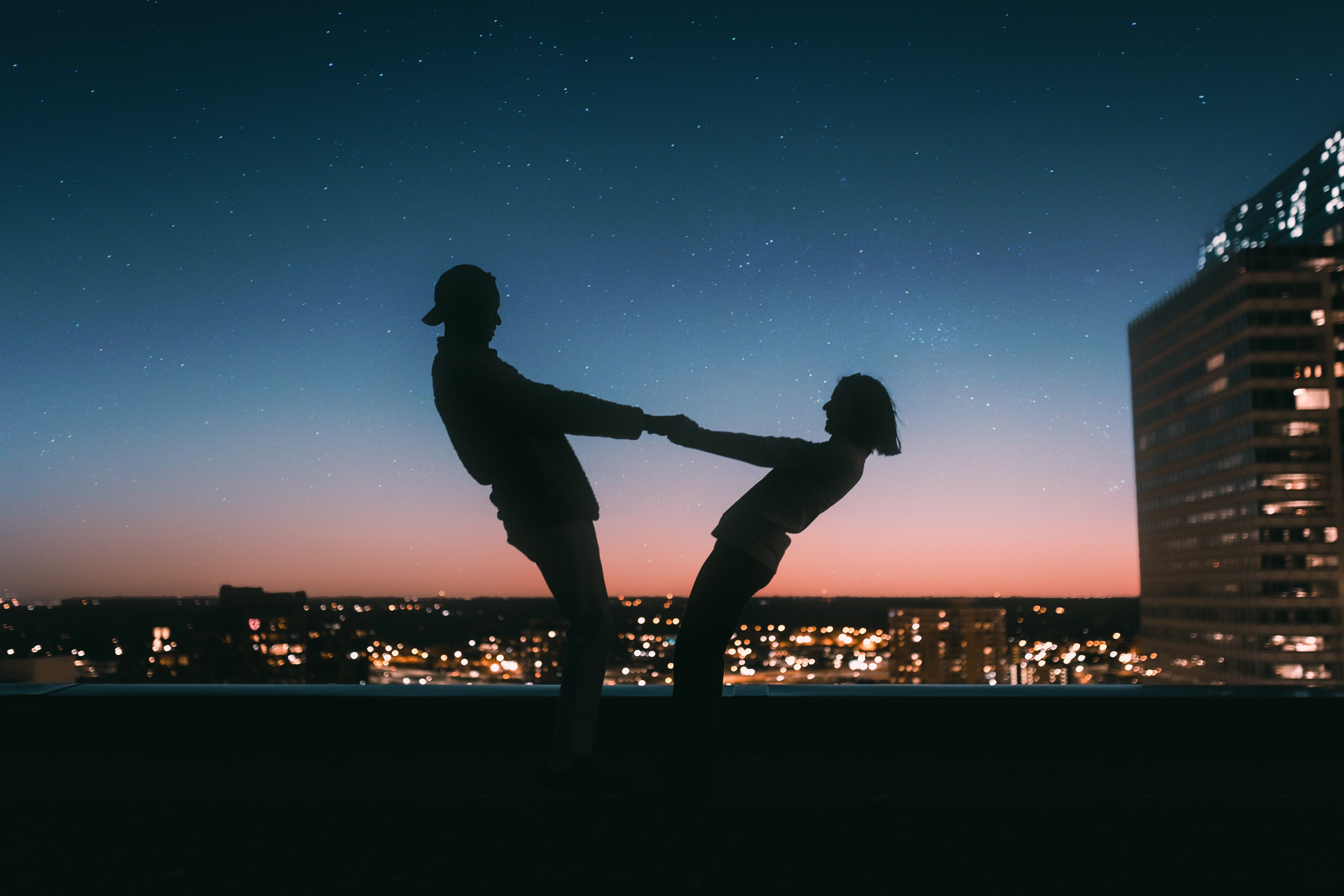 MetroResidences - Expat Life - singapore serviced apartments - how can a long distance relationship work