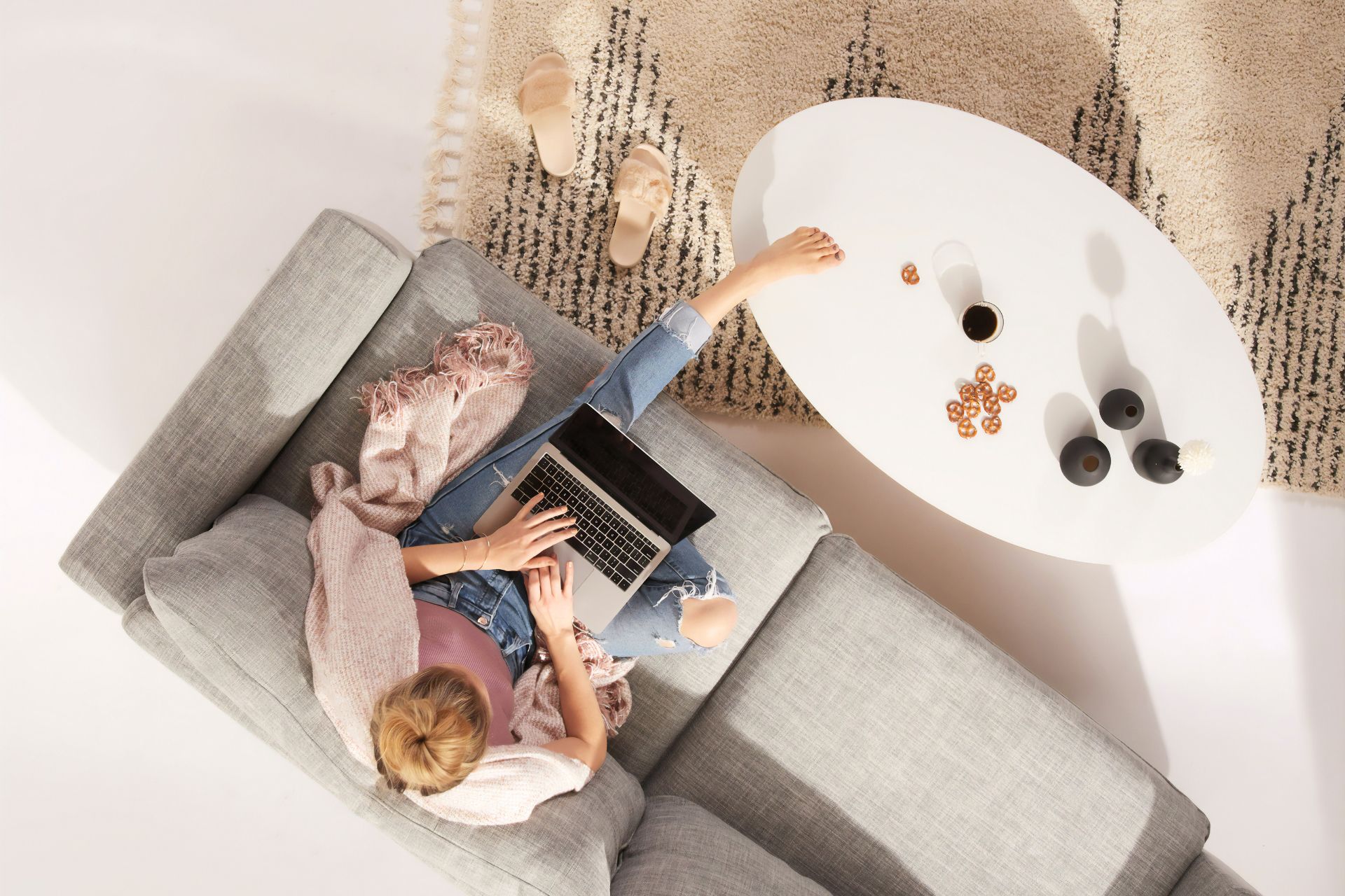 MetroResidences-Expat-Life-singapore-serviced-apartments- must have travel essentials list