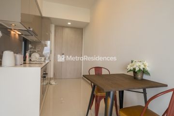 J Gateway | 1 bedroom 1 bathroom | Residential View (D)