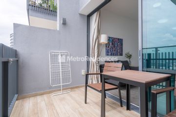 J Gateway | 1 bedroom 1 bathroom | Residential View (D)