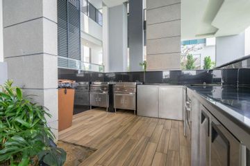 J Gateway | 2 bedroom 2 bathroom | Unblocked View