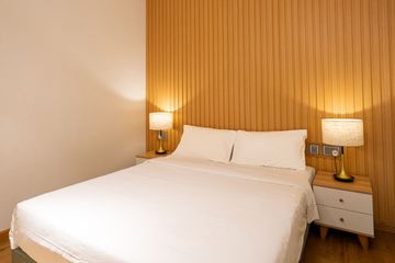 MetroResidences Newton | Hideaway Studio | Balcony