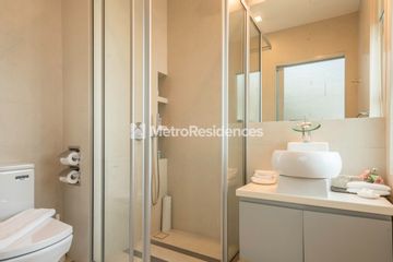 MetroResidences Newton | Penthouse Duplex 1 bedroom 2 bathroom | Residential View