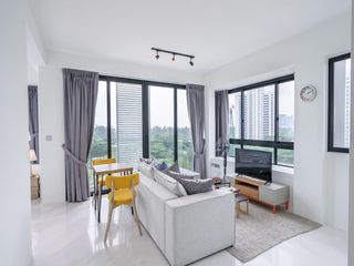 Meyer Melodia | Studio 1 bathroom | Unblocked View