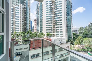 MetroResidences Newton | Glow Studio | Balcony