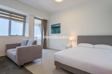 V on Shenton | Studio 1 Bathroom | Unblocked View (A)